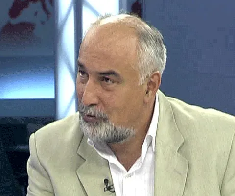 Vosganian: Prima măsură anticriză ar trebui să fie demiterea Guvernului