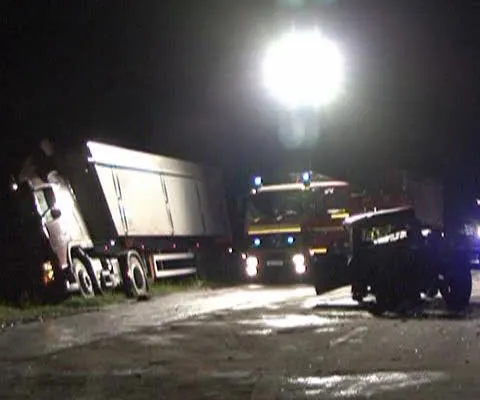 Cinci oameni au ajuns la spital, după un grav accident pe Autostrada Bucureşti-Piteşti