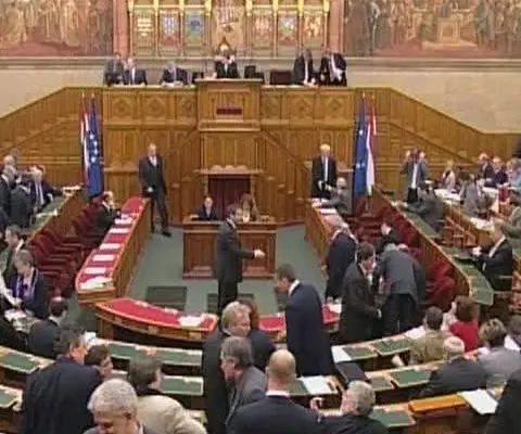 Parlamentul maghiar va vota reformarea sistemului de pensii