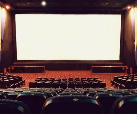Concurs REALITATEA.NET:  Hai la film!