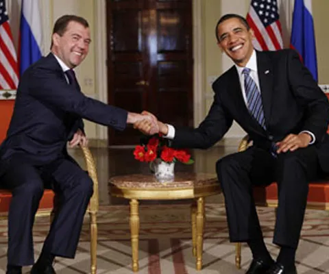 Barack Obama va merge în vizită oficială în Rusia în 6-8 iulie, anunţă Kremlinul
