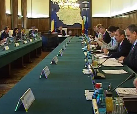 180.000 de chiriaşi locuiesc ilegal la stat, în lipsa unei decizii a Guvernului