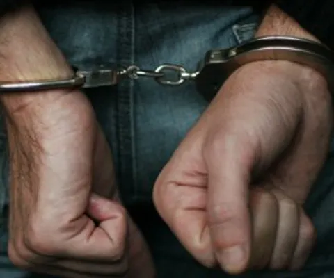 Un român a fost arestat în Italia pentru că şi-a bătut şi violat soţia