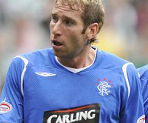 Un jucător de la Glasgow Rangers, accidentat de un ou!
