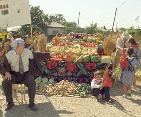 "Amintiri din epoca de aur" va avea premiera astăzi, la Cannes