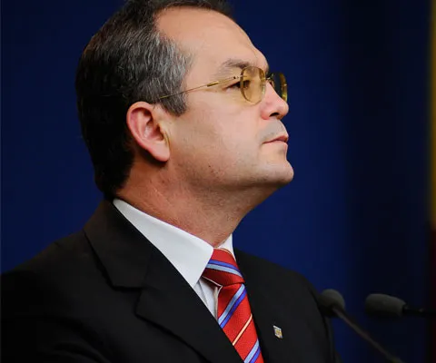 Emil Boc: Coaliţia de guvernare nu a fost o bucurie nici pentru PD-L, nici pentru PSD