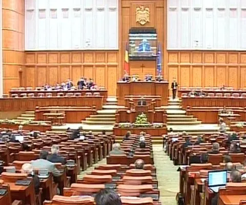 Proiectul de lege privind pensiile parlamentarilor, amânat din lipsă de cvorum