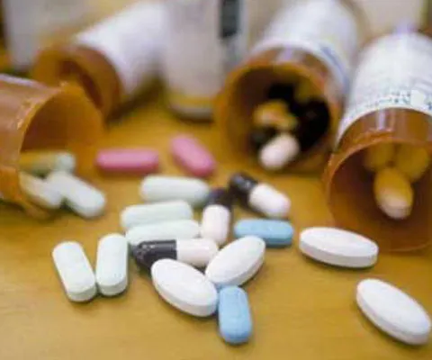 Boc: Guvernul a decis majorarea plafonului pentru medicamentele compensate