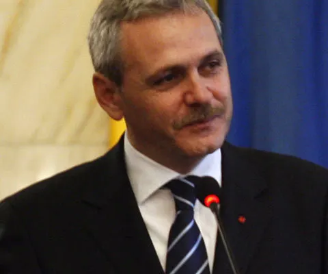 Liviu Dragnea: Nu ştiu cât va mai ţine situaţia asta în care PSD şi PD-L sunt soţ şi soţie în Guvern şi divorţaţi în afara lui