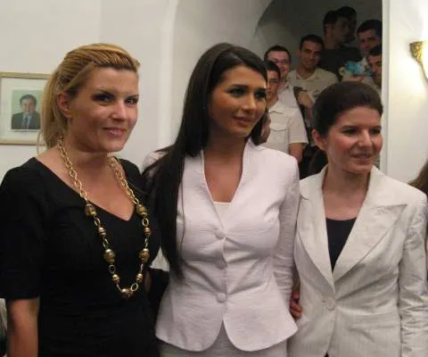 Elena Udrea: Elena Băsescu îşi merită mandatul de europarlamentar
