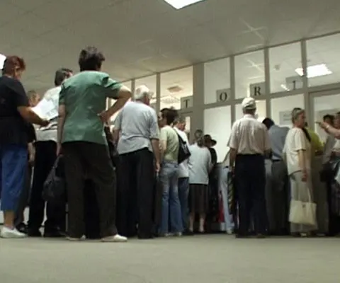 În primele 5 luni, bugetul de pensii a avut un deficit de 1,2 miliarde de lei