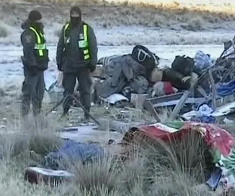 Peste 30 de morţi şi peste 50 de răniţi în două accidente care au avut loc în America de Sud