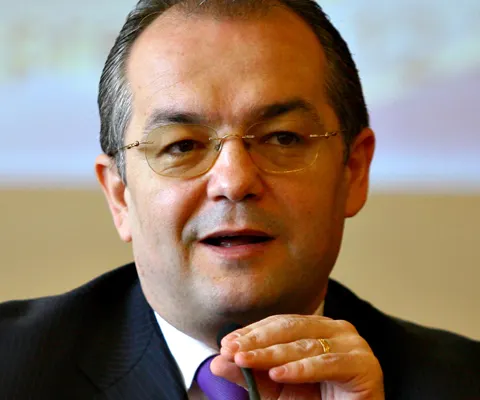 Guvernul Boc, campion la ordonanţe