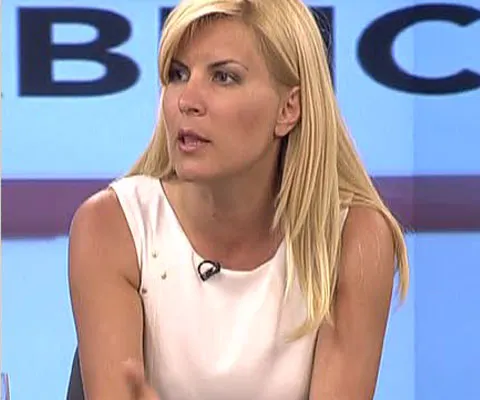 Elena Udrea: Probabil că PSD ia în calcul retragerea de la guvernare