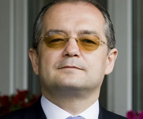 Boc: Preşedintele a fost invitat la şedinţa de Guvern, am considerat că este oportună prezenţa sa