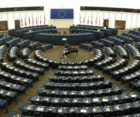 Guvernul a alocat 26 de milioane de euro pentru primării înainte de alegeri, cele mai multe sume la PSD şi PD-L
