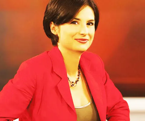 Realitatea te priveşte: Planul anticriză, plata primelor de vacanţă şi a salariilor, demisia ministrului Sârbu şi urmarea anchetei din Vama Siret