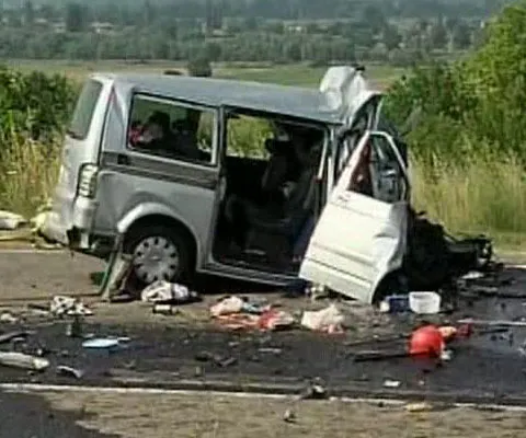 Şapte oameni, printre care un copil, au murit într-un accident rutier în Bulgaria - ATENŢIE, IMAGINI ŞOCANTE!
