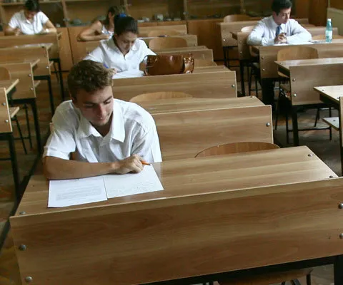Promovabilitatea la Bacalaureat, înainte de contestaţii: 98% - Mehedinţi, 60% - Galaţi