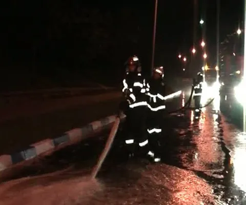 Şoseaua de centură din Drobeta Turnu Severin a fost "inundată" cu motorină
