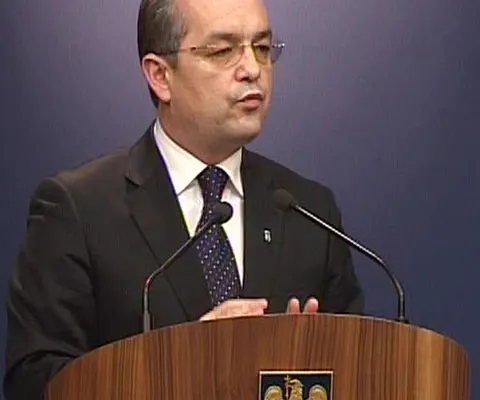 Premierul Emil Boc a convocat o şedinţă extraordinară de Guvern
