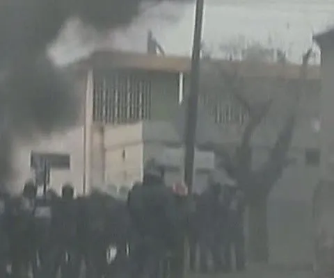 Proteste violente au avut loc în Argentina, din cauza reducerilor salariale