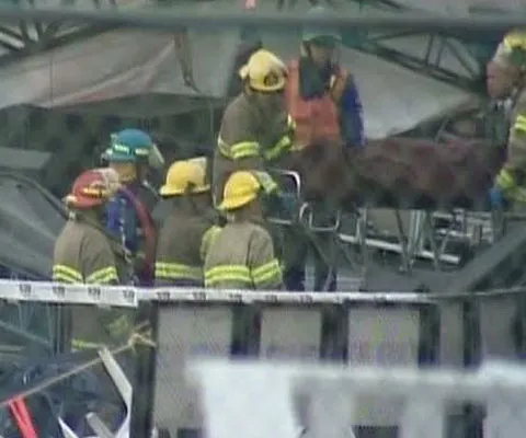 Canada: O furtună violentă a distrus scena în timpul unui concert, provocând decesul unui spectator