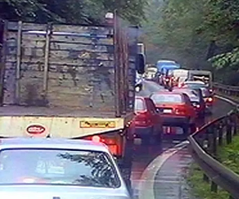 DE 60 este blocat din cauza unui accident rutier