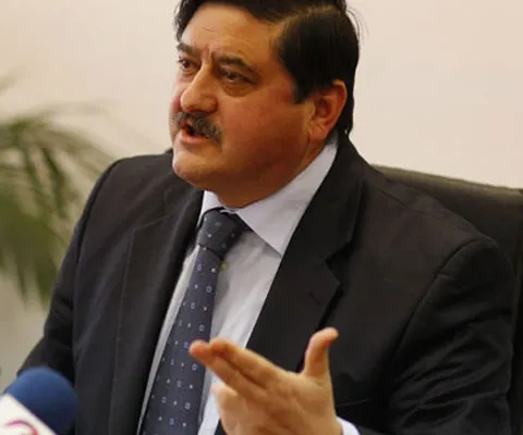 PSD nu exclude îngheţarea pensiilor şi salariilor în 2010