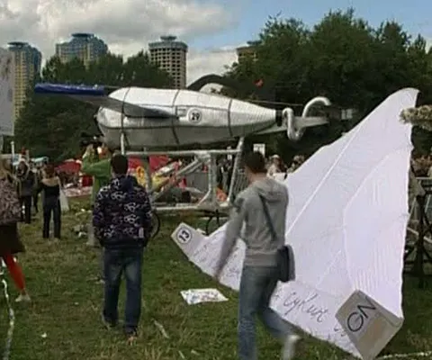 O competiţie trăznită de obiecte zburătoare a avut loc la Moscova