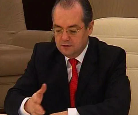 Emil Boc a cerut, miercuri, la Guvern, alocarea unor fonduri pentru Ocnele Mari
