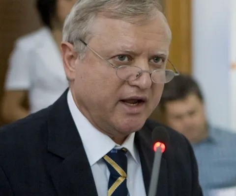 Reducerea cheltuielilor bugetare ar putea presupune şi disponibilizări, spune ministrul Muncii
