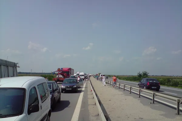 Accident pe A1 - circulaţie blocată