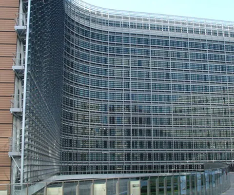 Bruxelles-ul propune noi măsuri de eficientizare a cooperării în combaterea fraudelor cu TVA în UE