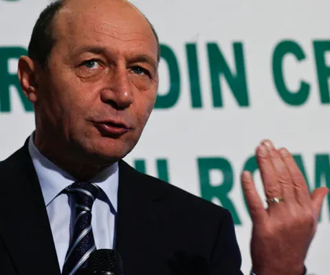 O nouă ipoteză: Scandalul în care e implicat fratele preşedintelui Traian Băsescu îl viza pe Aurel Cazacu
