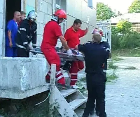Un alt accident de muncă: un muncitor a căzut în puţul unui lift al noului Spital de Urgenţă din Iaşi