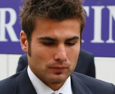 Adrian Mutu riscă să fie suspendat din cauza daunelor neplătite către Chelsea, scrie presa italiană