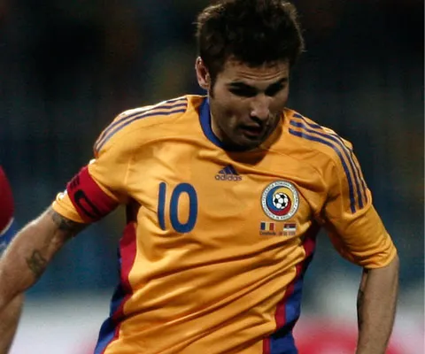 Adrian Mutu s-a accidentat şi ar putea rata meciul naţionalei cu Franţa
