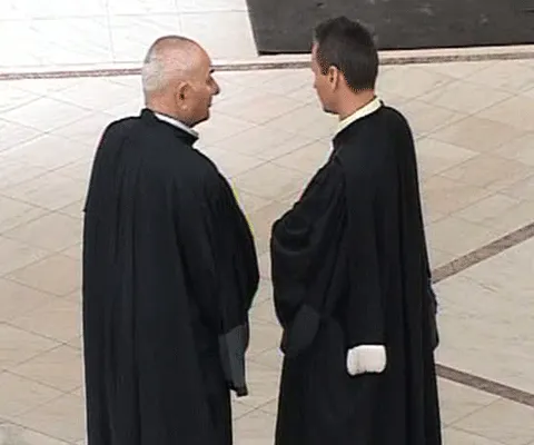 Judecătoriile Sectoarelor 1 şi 3 se alătură protestelor celorlalte instanţe