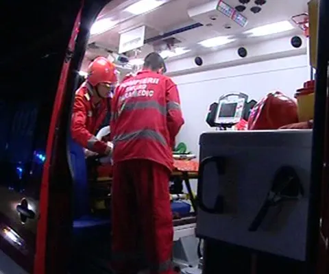 Un bărbat şi un copil au murit într-un accident rutier la intrarea în Ciolpani