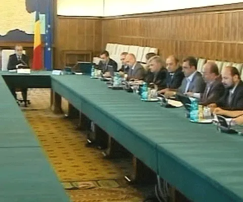 Guvernul discută astăzi cu sindicatele despre legea unică a salarizării