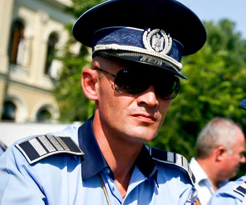 Sindicaliştii din poliţie ameninţă cu proteste şi boicotarea alegerilor, din cauza Legii unice