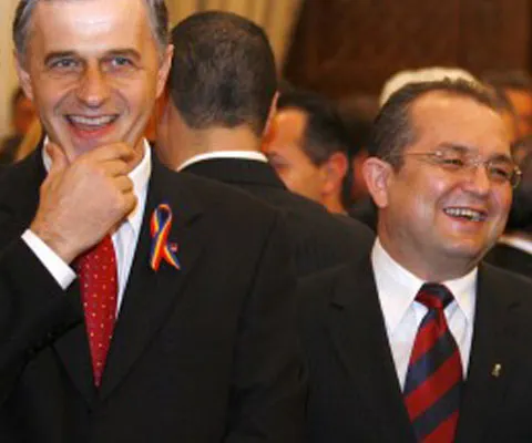 Guvernul majorează salariile parlamentarilor, în forma finală a Legii unitare
