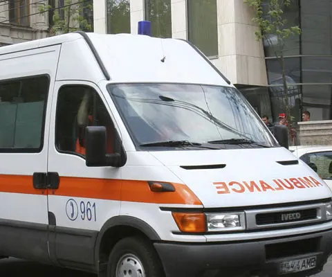Medicii de la Serviciul de Ambulanţă au ameninţat cu proteste şi au cerut salarii mai mari în Lege unică de salarizare