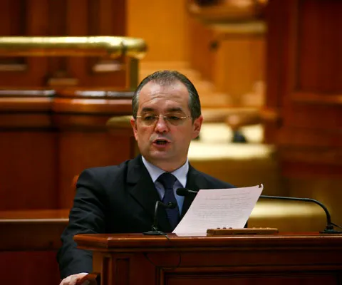 Guvernul a dezbătut luni amendamentele depuse pe Legea Educaţiei