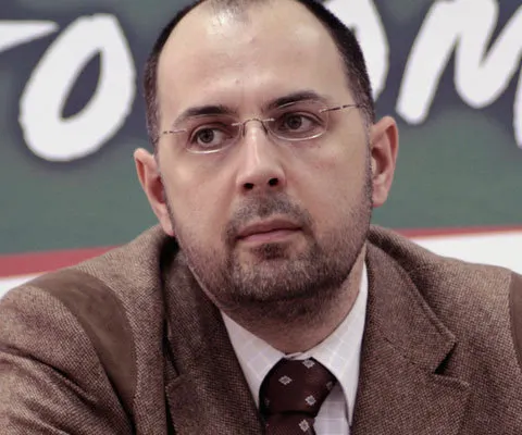 K. Hunor (UDMR): Dacă nu mai puteţi guverna împreună, fiţi bărbaţi şi rupeţi Coaliţia