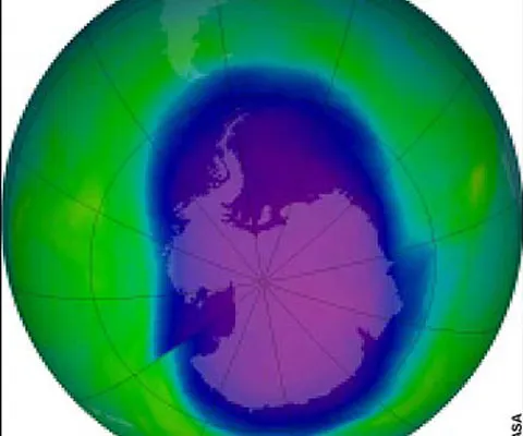 Gaura din stratul de ozon de deasupra Antarcticii a atins 25 de milioane de kilometri pătraţi