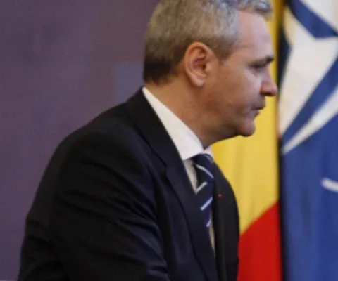 Liviu Dragnea: \"PD-L vrea să ne facă să ieşim de la guvernare. E Guvernul lor?\"