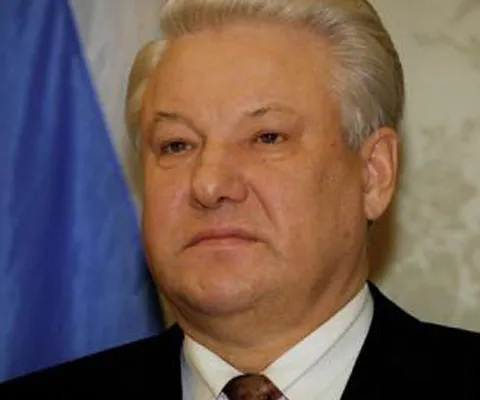 Elţîn şi-a trăit ultimii ani într-o "colivie aurită" la ordinul lui Putin, spune un fost premier