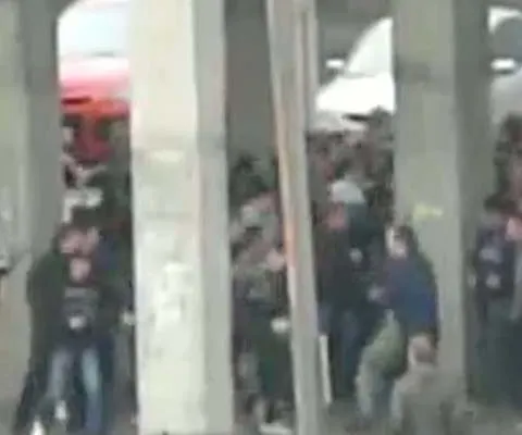 Suporterii ŢSKA Moscova s-au bătut pe rupte cu cei ai Zenit Sankt Petersburg - VEZI AICI VIDEO